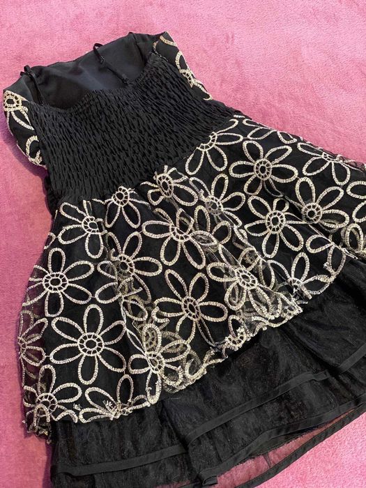 Къса черна  рокля тип "Барби"