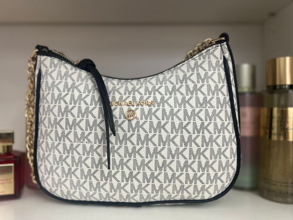 Geantă nouă, Michael Kors