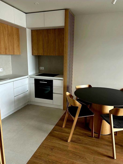 Продава се Двустаен апартамент в София, Стрелбище - 68 кв.м за 2456 €/кв.м - Снимка #2