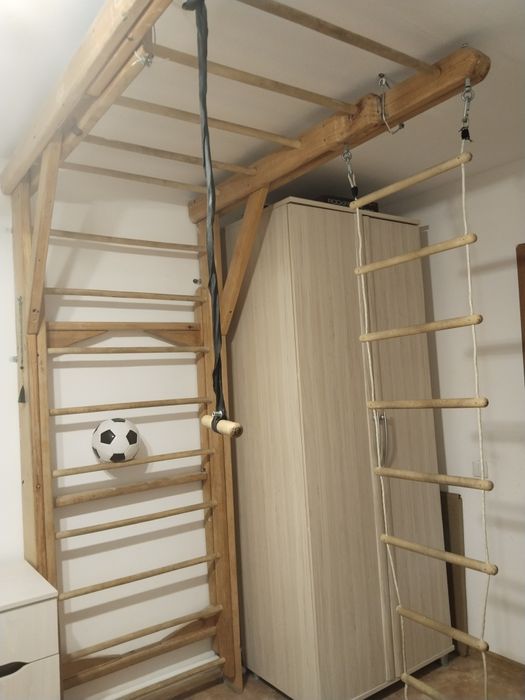 Шведская стенка,раскладывантся