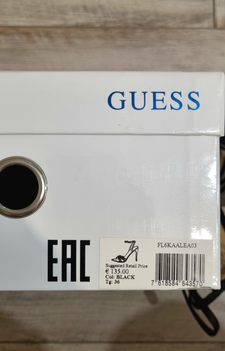 Guess черни сандали с висок ток