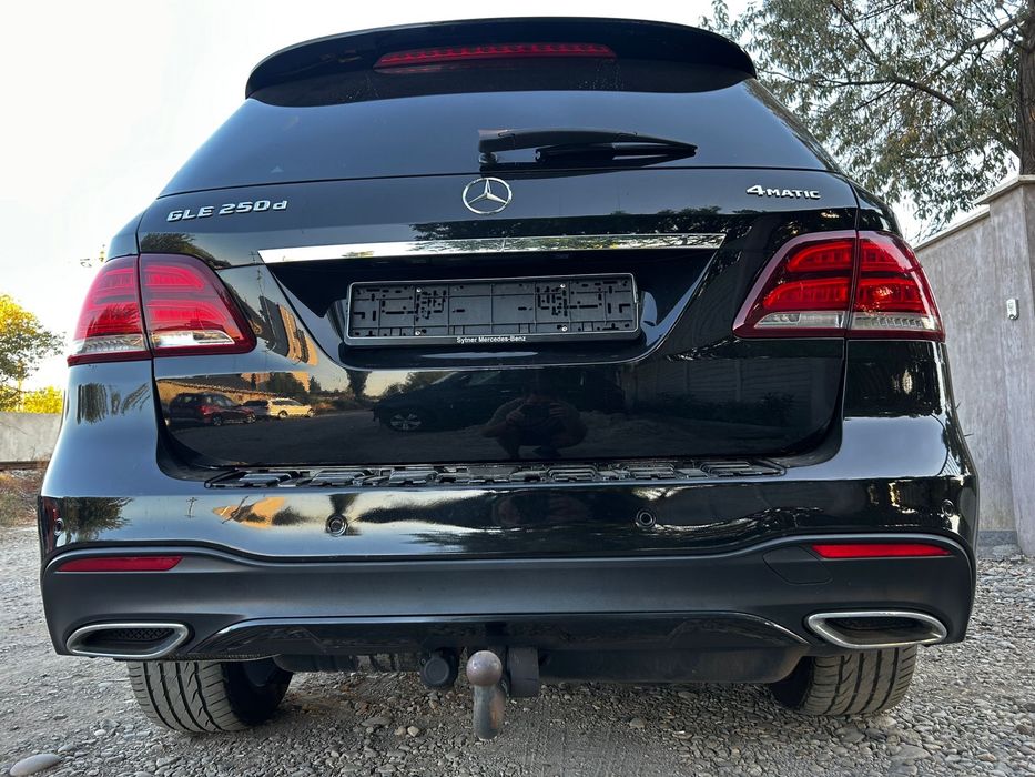 Cârlig tractare remorcă Mercedes GLE 2018 complet cu instalație