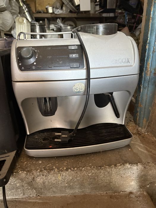 Vand espresor,cafea Gaggia,2 bucati