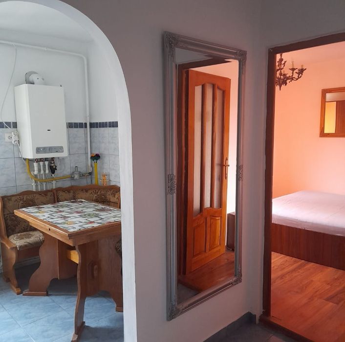 Inchiriez apartament 2 camere Spiru Haret