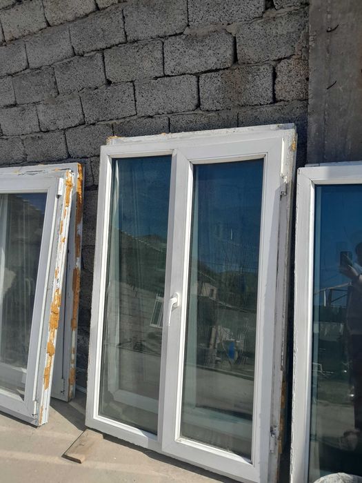 Пластиковые окна,форточка, дверь