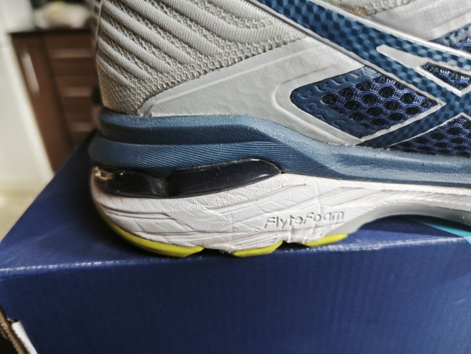 Маратонки Asics гел