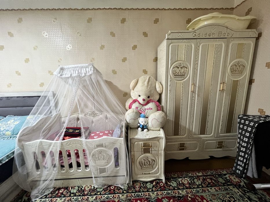 Детский комплект мебели