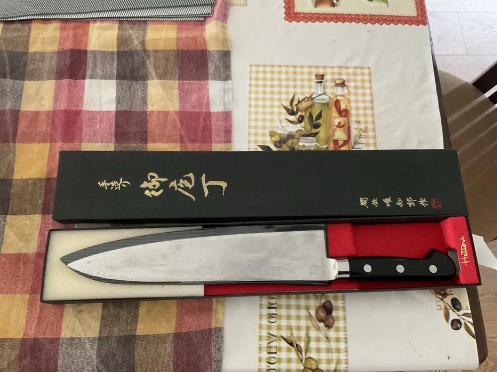 Японски кухненски нож Gyuto – нов, ръчна изработка, в кутия