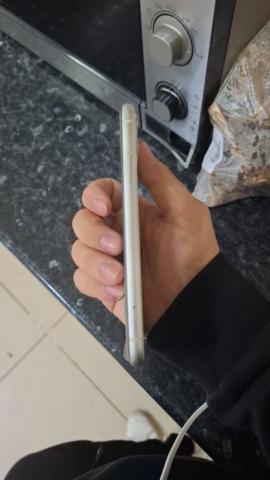 Смартфон Iphone 11