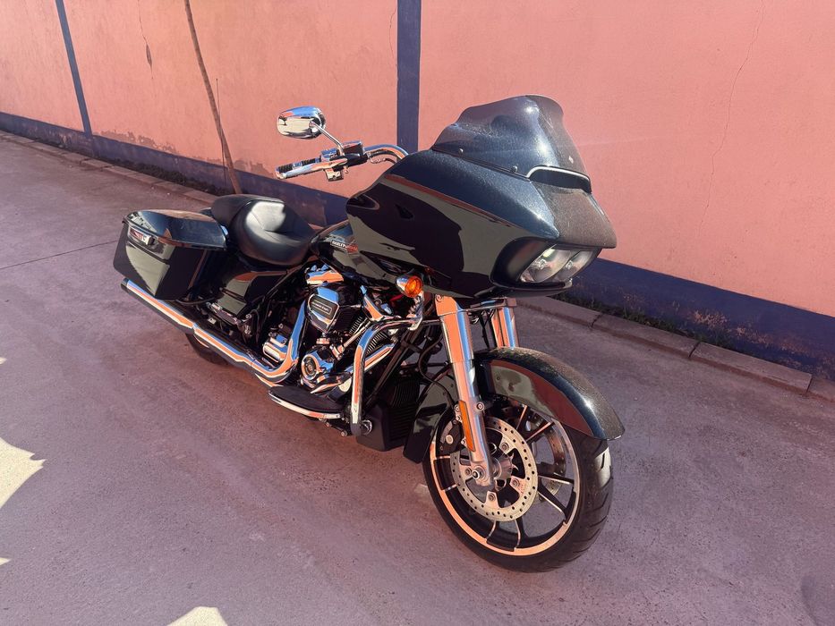 Harley-Davidson CVO Road Glide Limited Harley-Davidson Road Glide