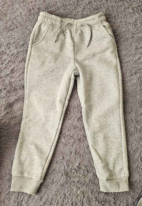 Новые спортивные штаны