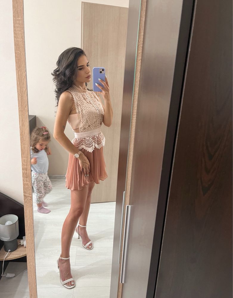 Къса Рокля Asos xxs