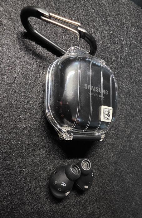 Casti Samsung Buds Pro - pachet complet + carcasa si snur antipierdere