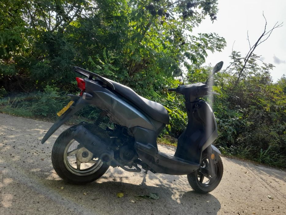 Vand scuter sym 49