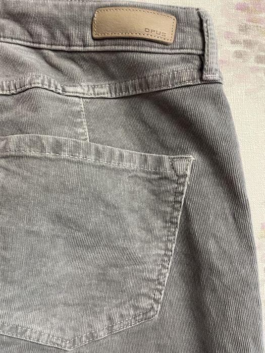 Pantaloni raiati Opus 36