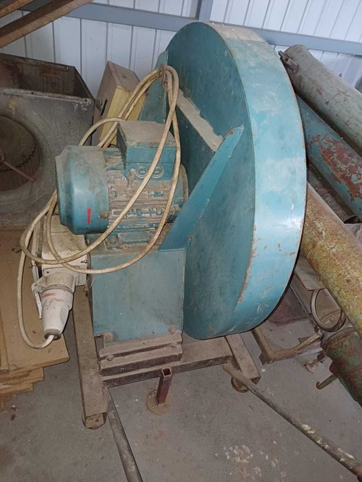 Suflantă profesională pentru cereale cu tubulatură - trifazată, 7 kW