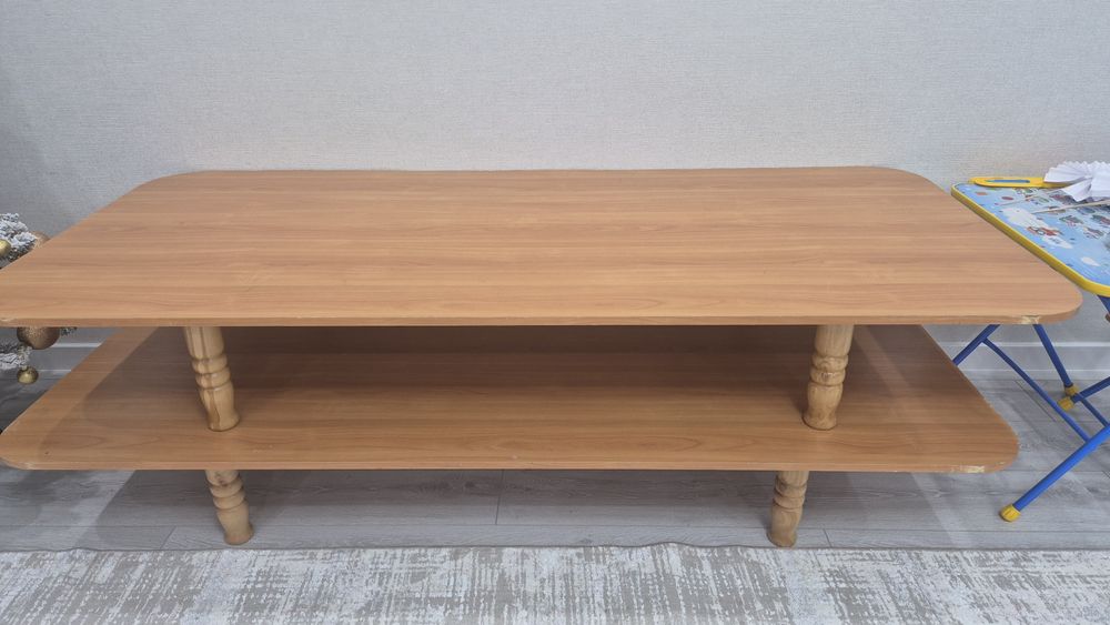 Продам столы в хорошем состоянии