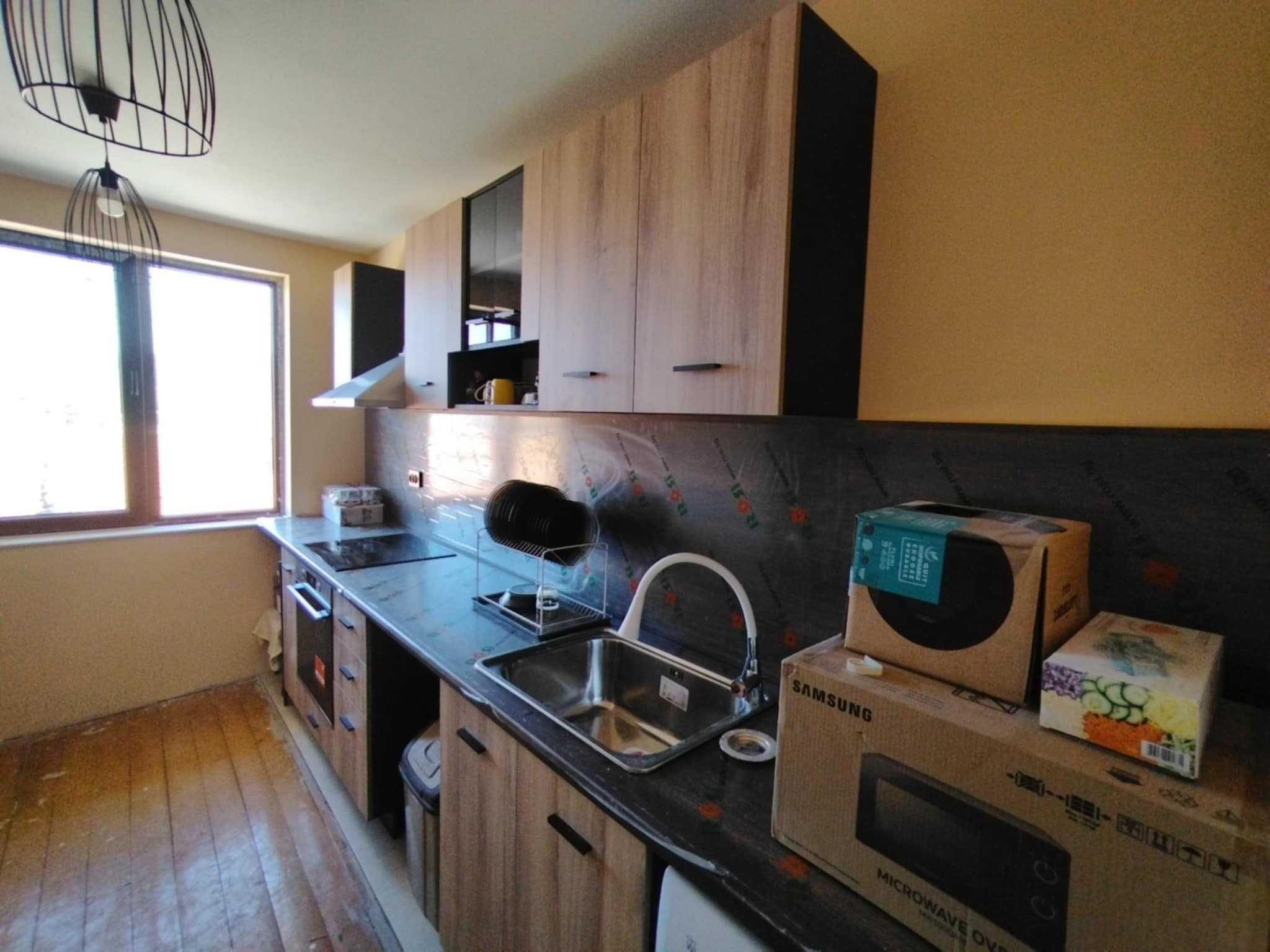 Продава етаж от къща в гр.Пещера