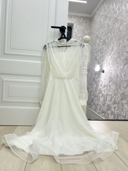 Белое платье на выпускной и на мероприятие