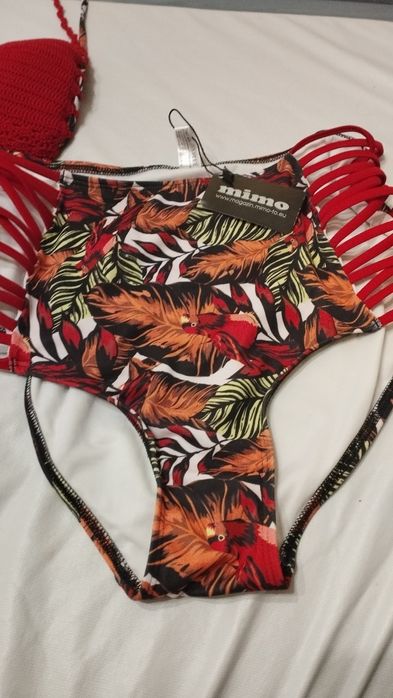 Бански нов с етикет