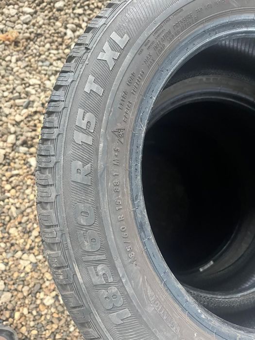 185/60 r15 de iarna 4 buc ca noi SEMPERIT