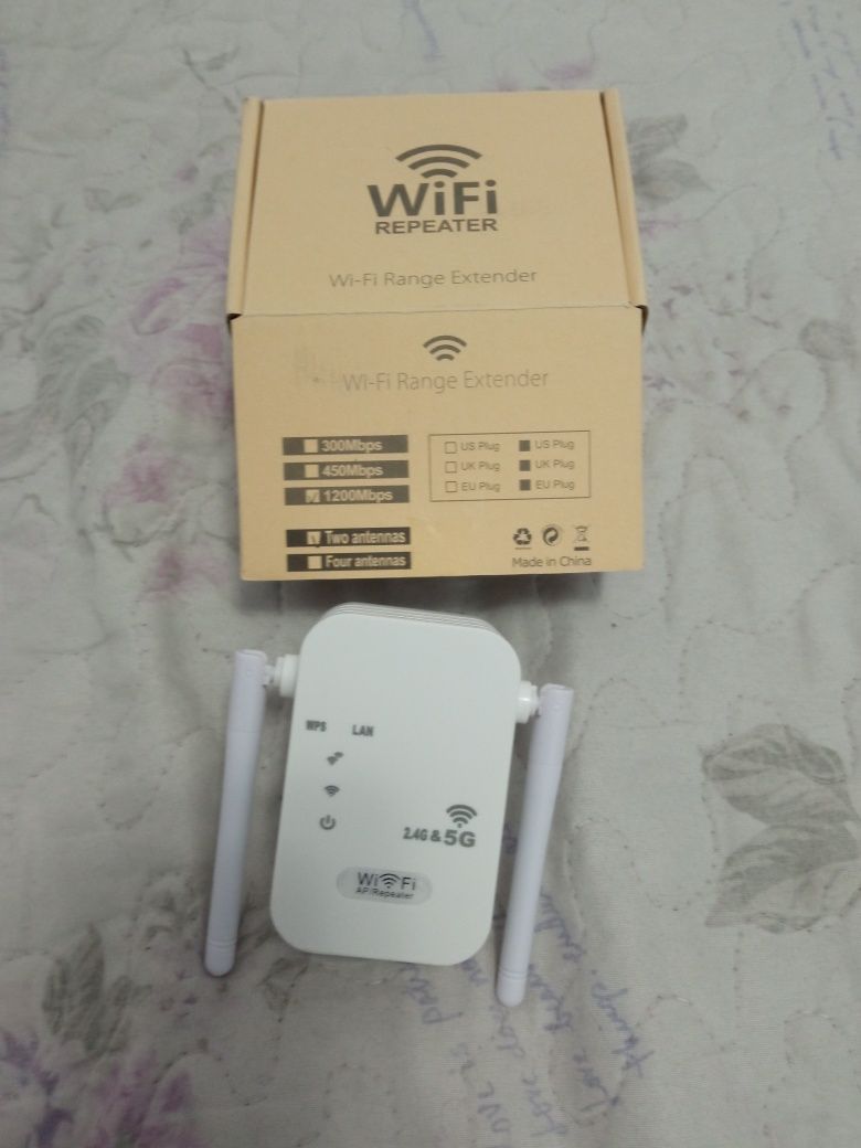 Wifi repeater 1200Mbps, wifi усилвател