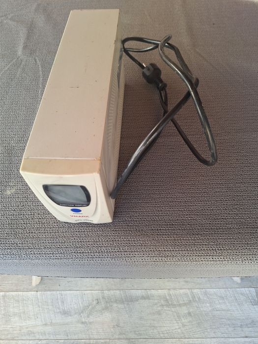 Vand UPS VMark model UPS650VP