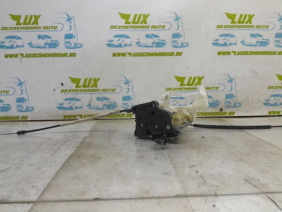 Broasca usa 3C0837867 Volkswagen VW Passat B7 [2010 - 2015]