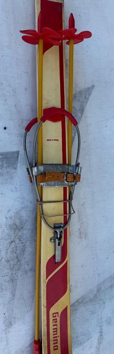 Винтидж Германски ски Germina от GDR