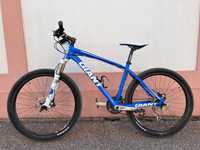 Bicicleta Giant M/26 Full Deore XT Fox