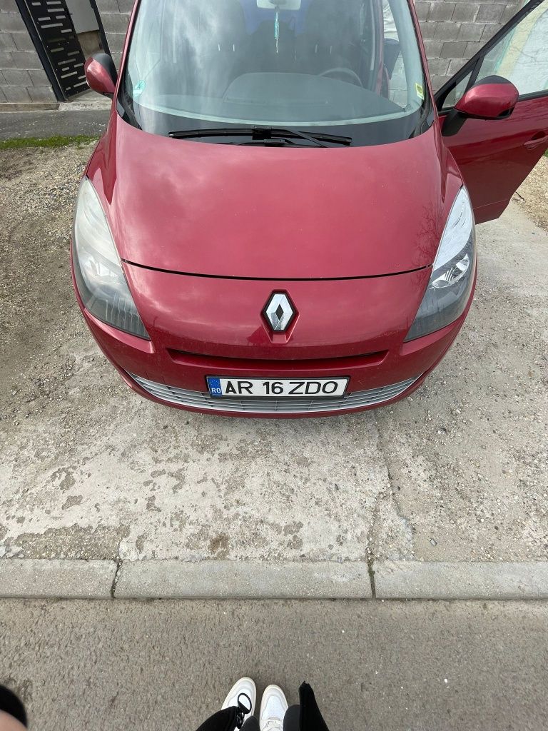 Vând/schimb Renault Scenic