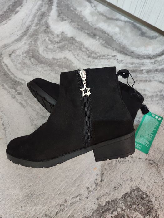 Нови велурени боти, 38 номер