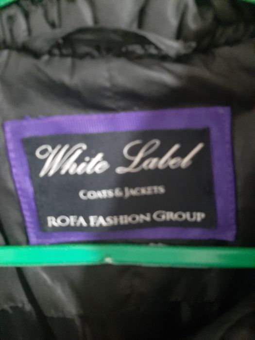 Geaca White Label cu blana naturala de iarna
Marime : M-L
Pret achizit