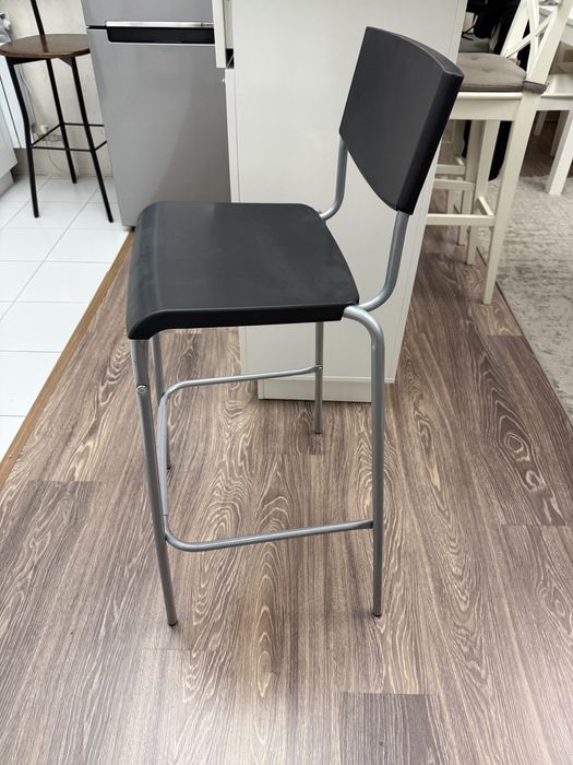 Стул для макияжа, высокий