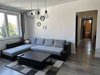 Apartament cu 4 camere, de inchiriat