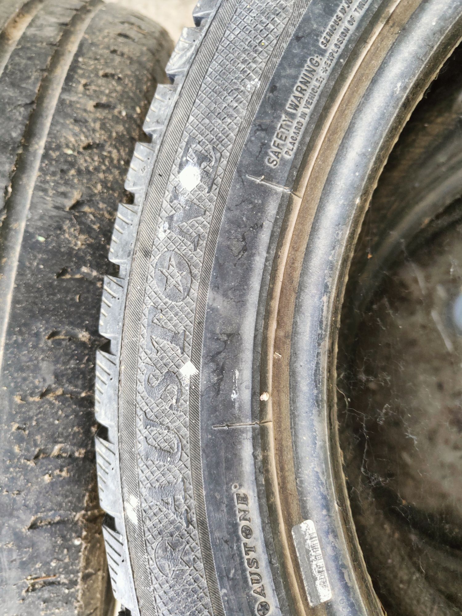 Гуми 215/55r18 austone и continental 4 бр 50 лв общо