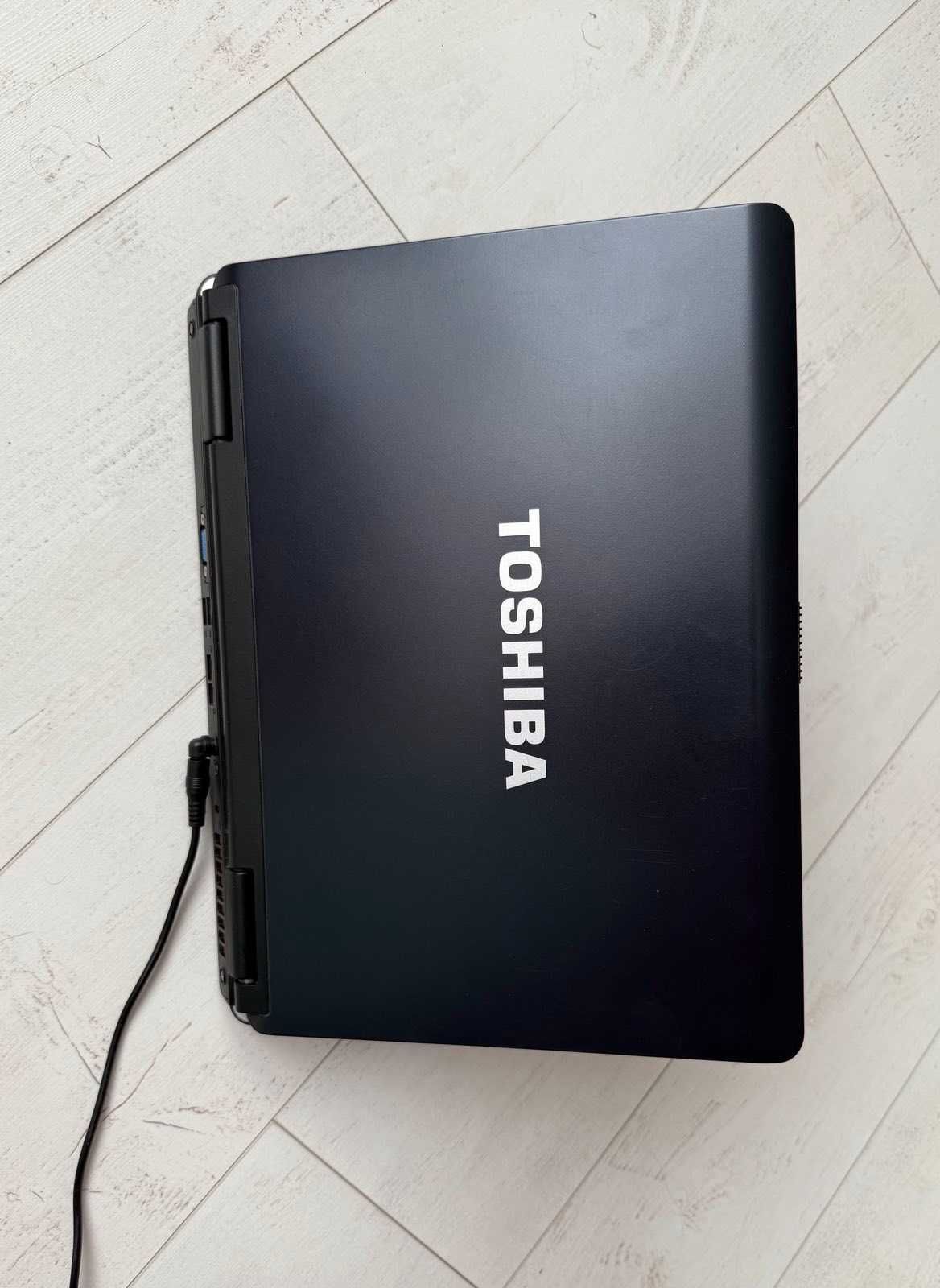 Лаптоп TOSHIBA използван