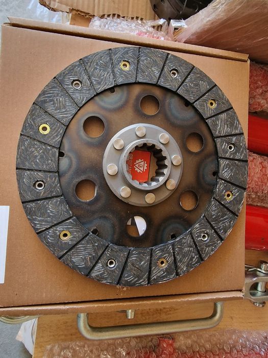 Disc ambreiaj Fiat Fiat 640 preț 495 lei avem pentru toată gama de tra