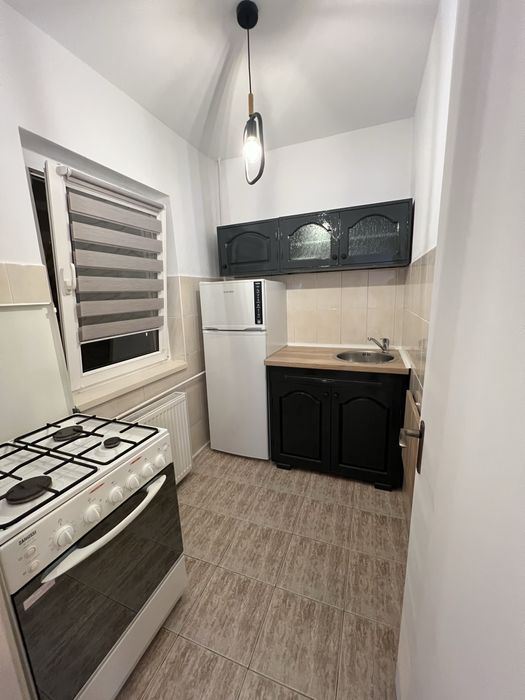 Închiriez Apartament cu 1 camera Confort1 Etaj1/ Lunei-Printul Turcesc