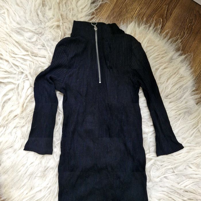 Rochie neagra rib