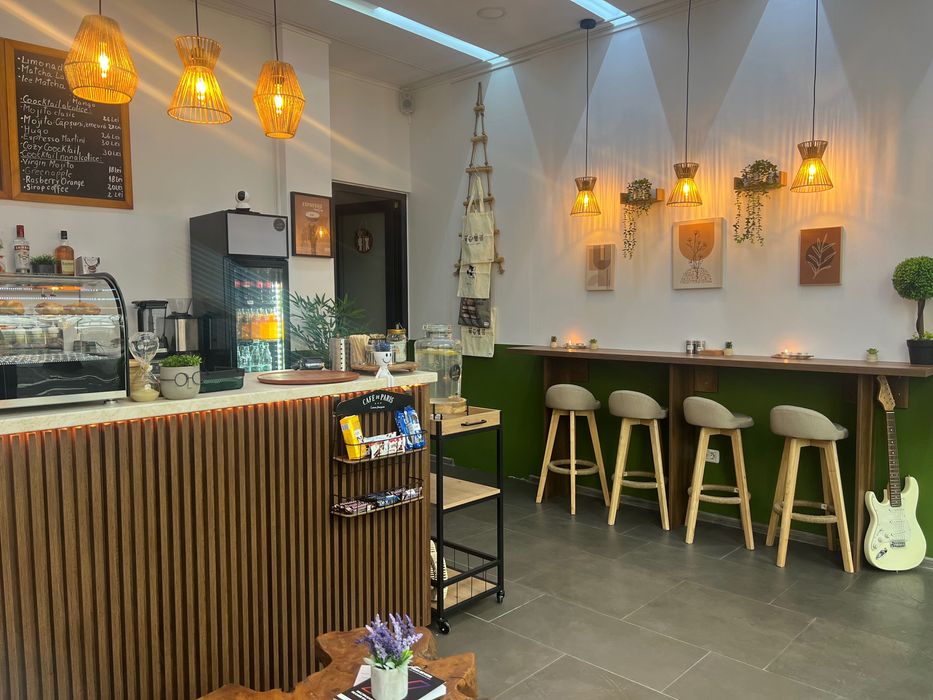 Afacere la cheie – spațiu echipat + stoc