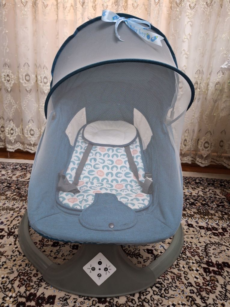 Детиский шизлон б/у