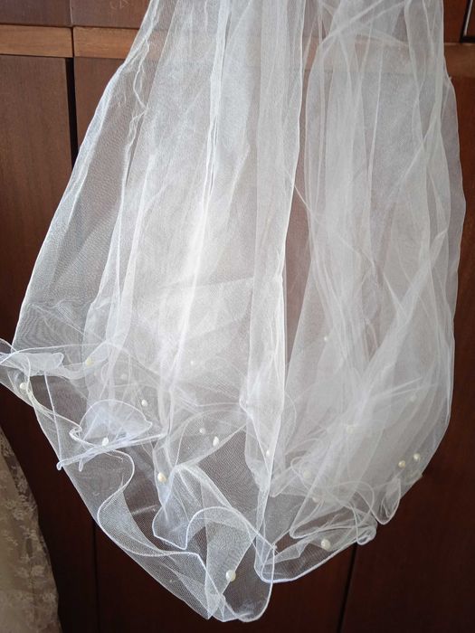 Булчинска рокля с перли