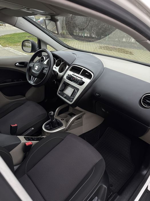 * Vând Seat Altea * 1.9 TDI * FACELIFT * 2009 * BLS * Carte service *