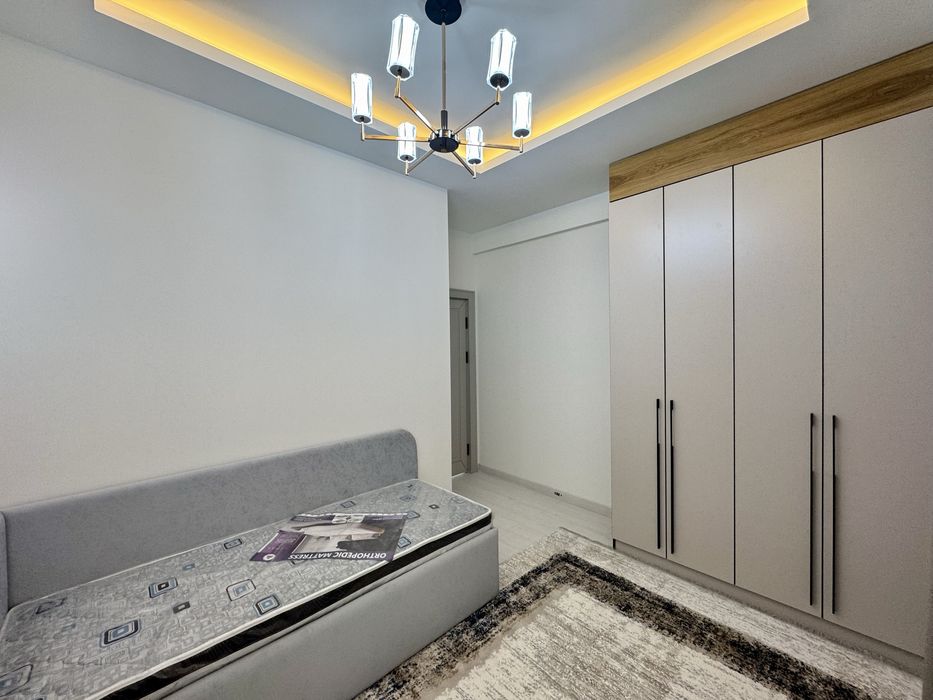 4х комнатная квартира, на 3 этаже. Вокзал.