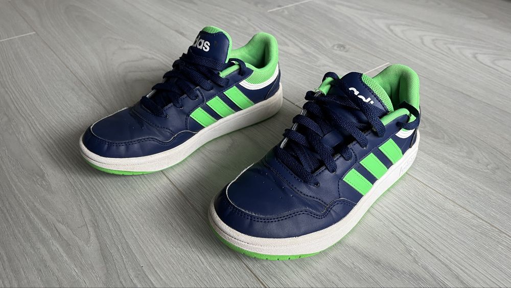 Детски маратонки Adidas 35-ти номер
