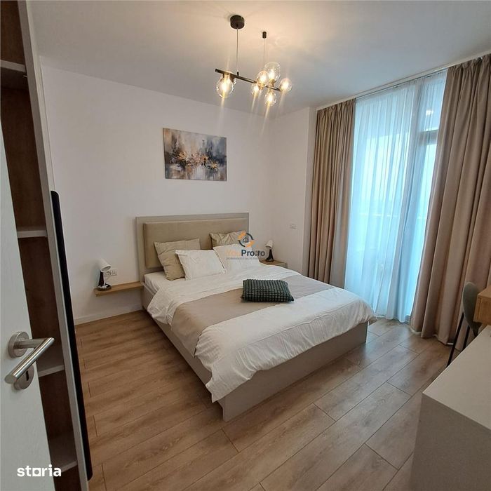 luX XCity Bloc NOU Iulius Mall