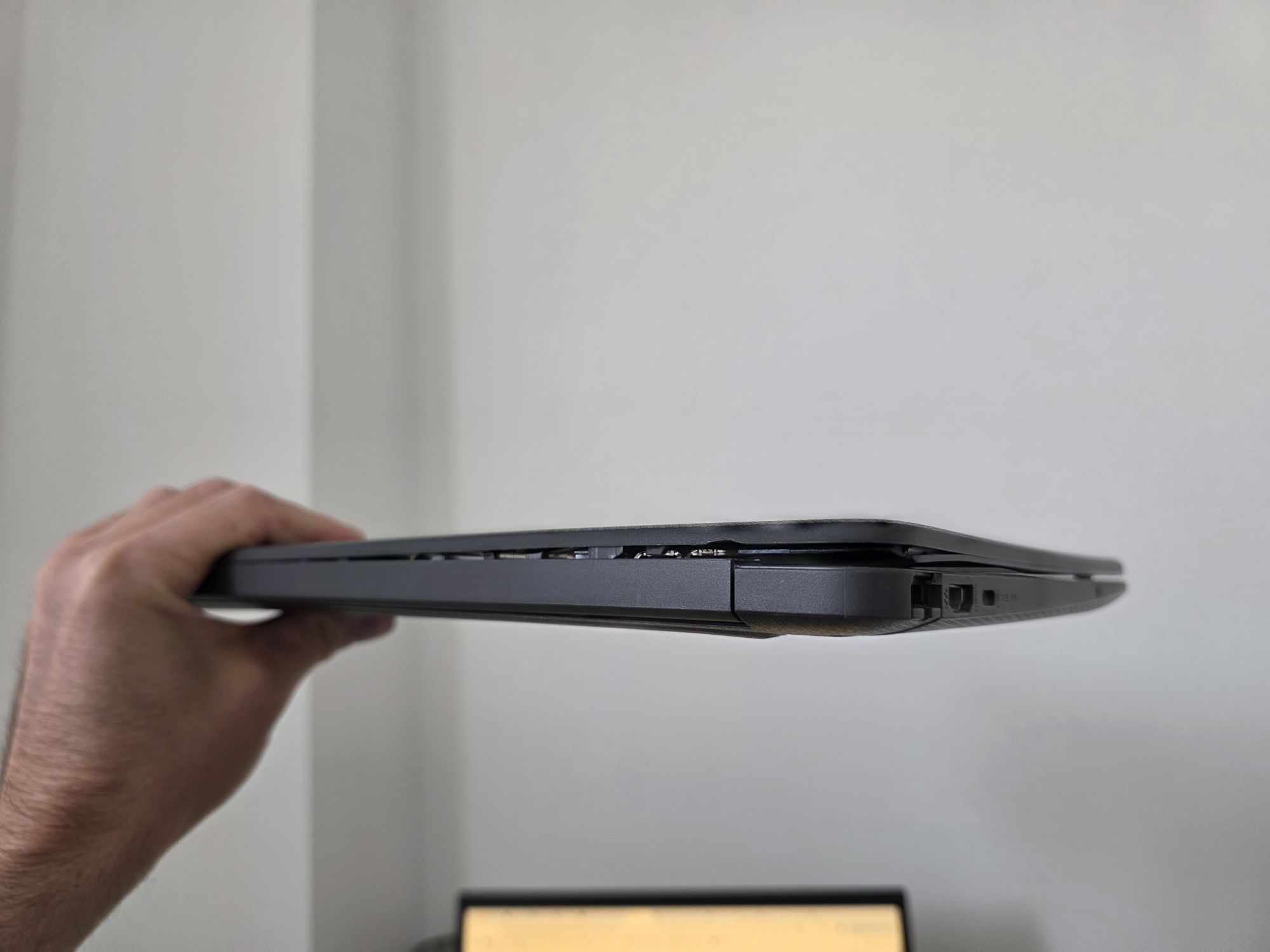 HP 250 G9 нерабочий