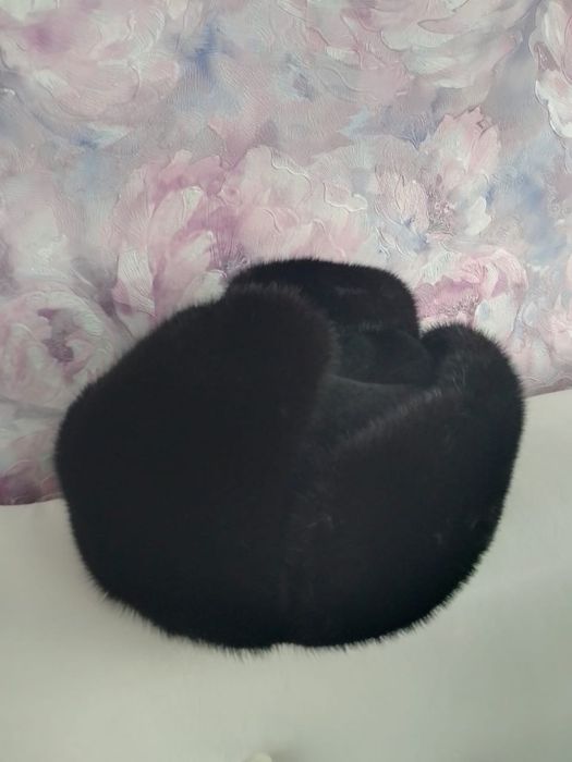 Продам теплую ушанку