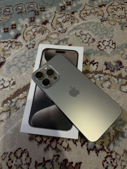 iPhone 15 Pro Max, 256 ГБ, SIM + eSIM